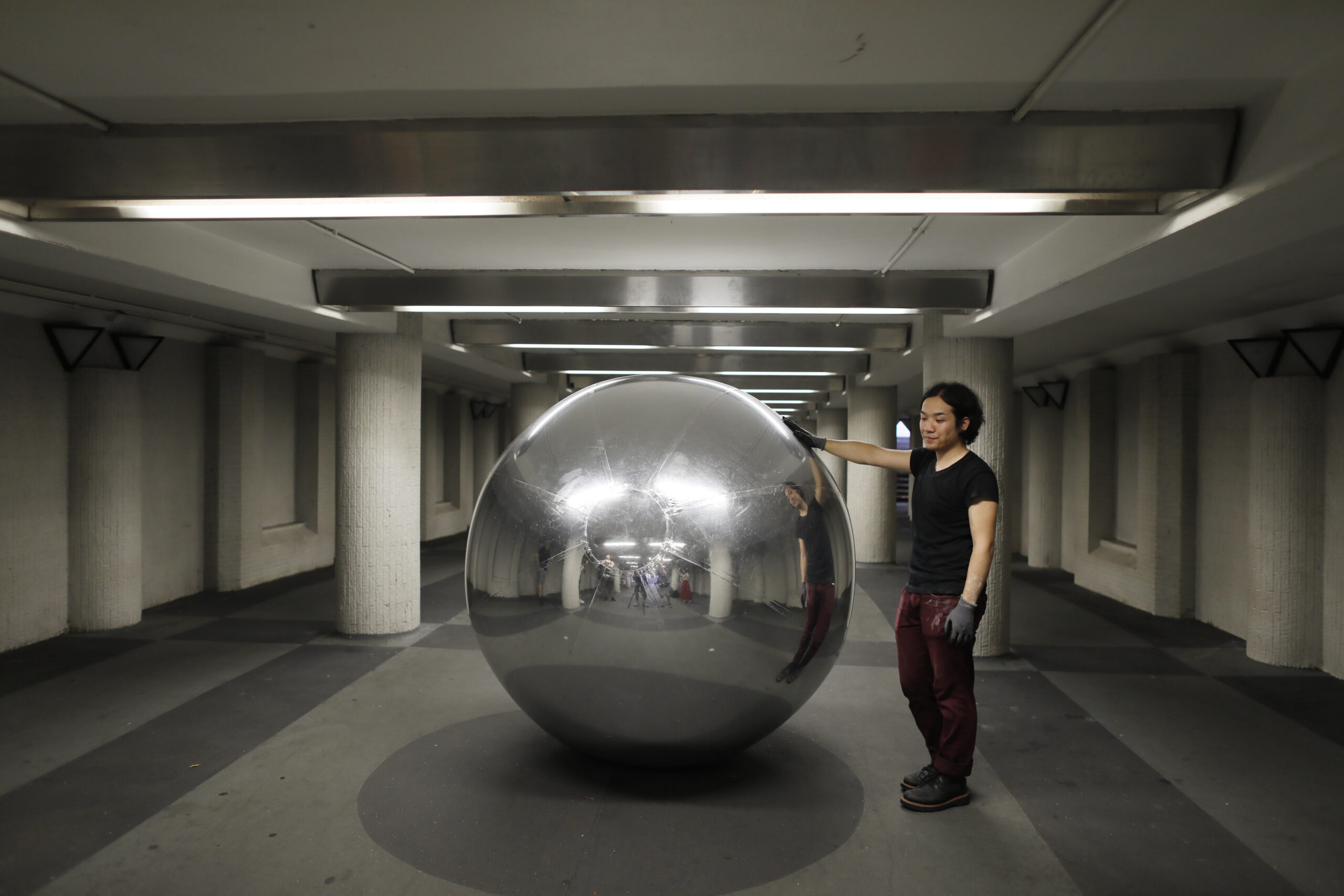 Astonishing Outdoor Cross-Media Dance Maybe Tomorrow by Chole Wong & Moon Yip