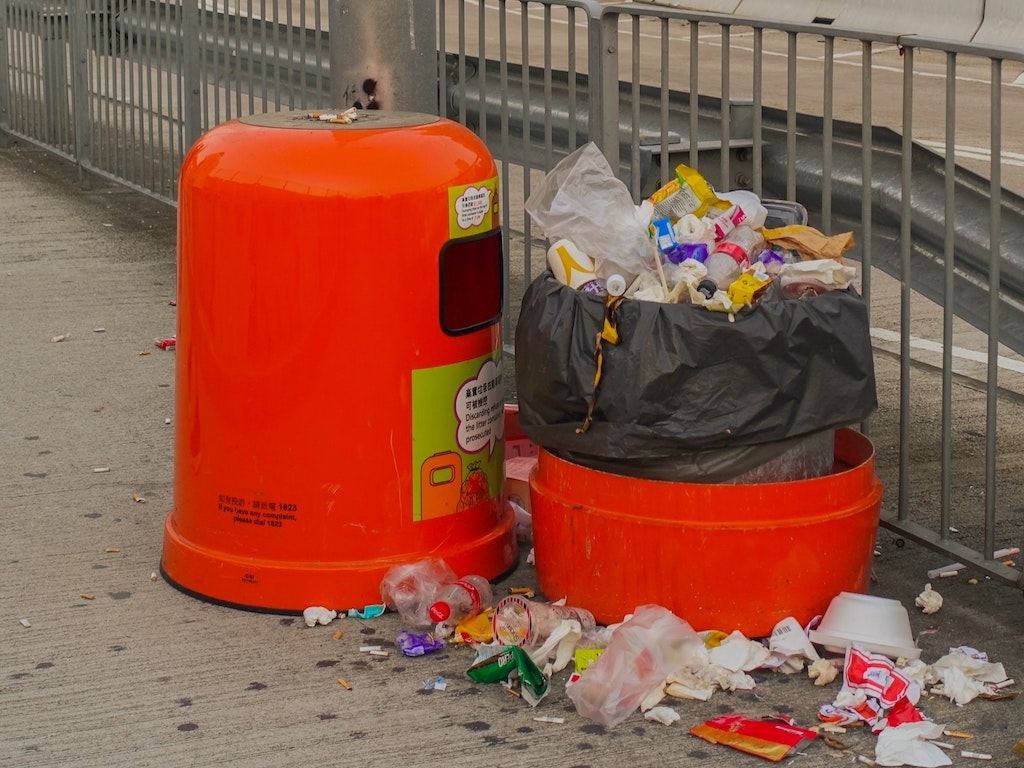 You Will Be Required To Put Rubbish In Prepaid Green Bags For Our City’s Better Cleanliness. What Separates People In Hong Kong Will Be 2 Kinds: Those Who Are Willing To Sacrifice And Those Who Are Stubbornly Self-interested.