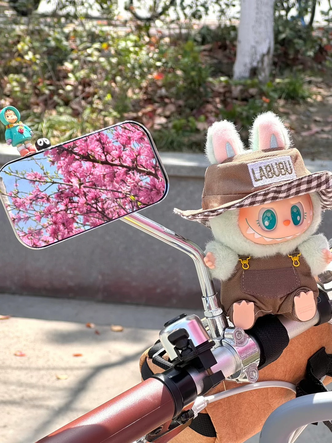 谷子經濟的秘密？Labubu背後的「二次元文化」、「播種seeding」和「盲盒硬幣化」